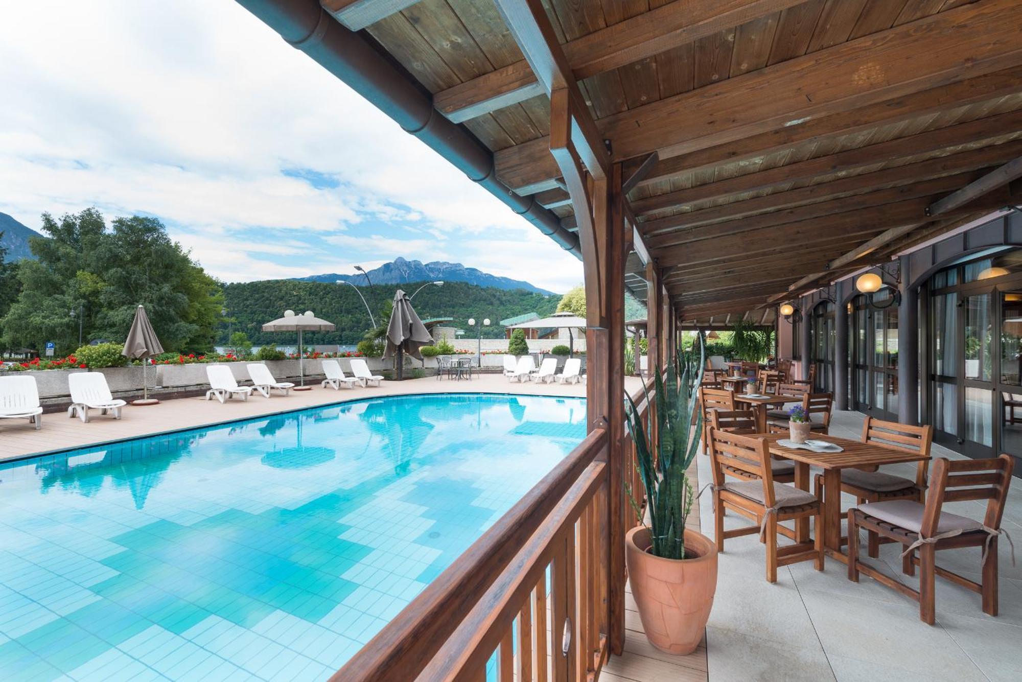 Hotel Ariston Levico Terme Εξωτερικό φωτογραφία