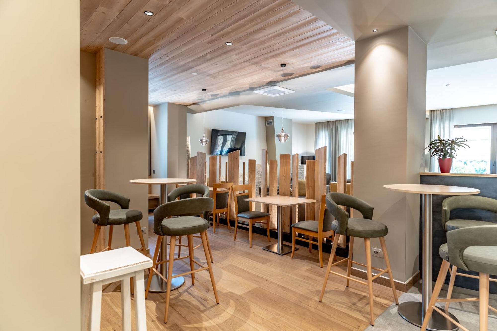 Hotel Ariston Levico Terme Εξωτερικό φωτογραφία