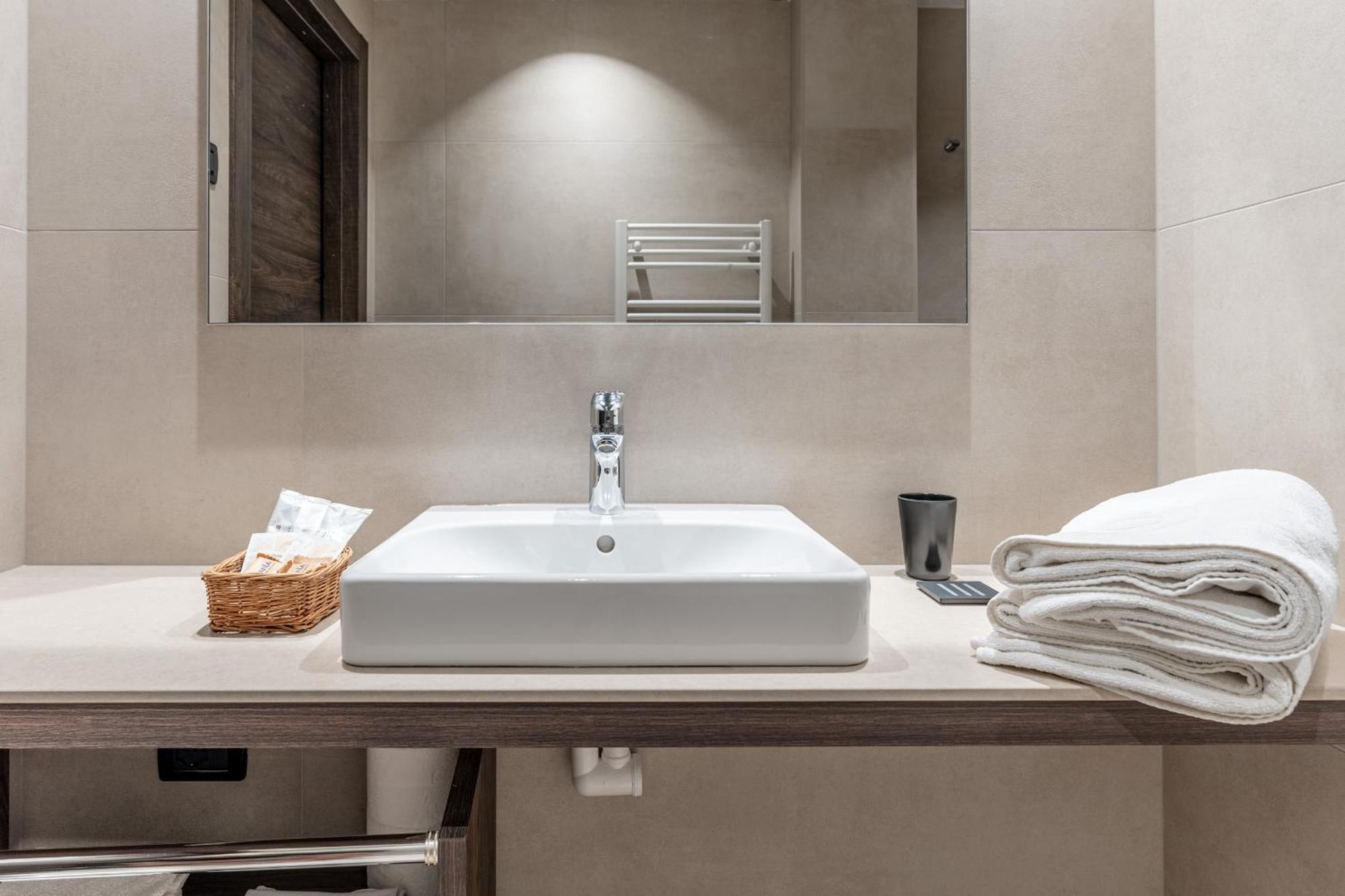 Hotel Ariston Levico Terme Εξωτερικό φωτογραφία